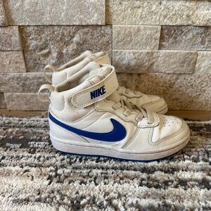Nike Borough Court High Top Good Condition Size 11